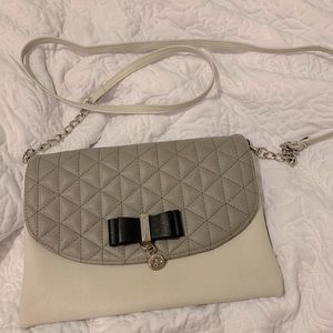 Jessica Simpson crossbody purse